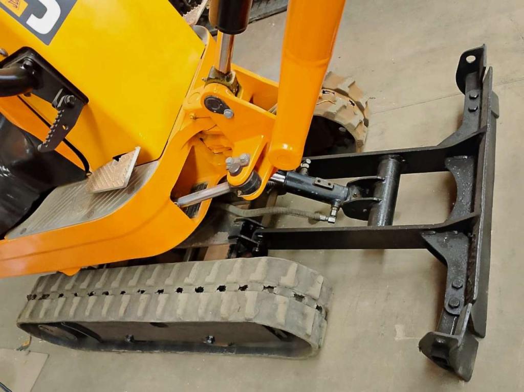 JCB 8008CT Foto 5