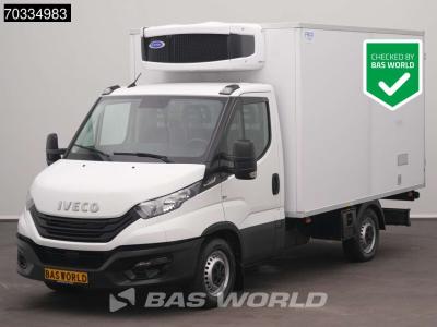 Iveco Daily 35S16 Automaat Koelwagen Vriezer -10 Carrier Xarios 5 Zijdeur Achterdeuren Airco Euro6 Bakwag vendida por BAS World B.V.