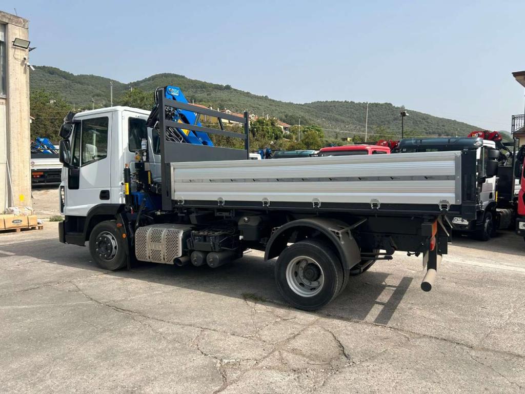 Iveco EUROCARGO 120-190L Foto 27