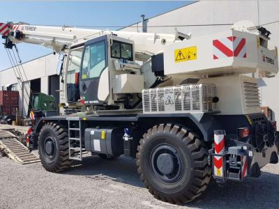 Terex RT1045L vendida por TECNO-GRU S.p.a.