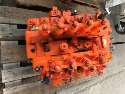 Distribuidor hidraulico para Fiat Hitachi EX455 vendida por Fratelli Zenzalari S.r.l.