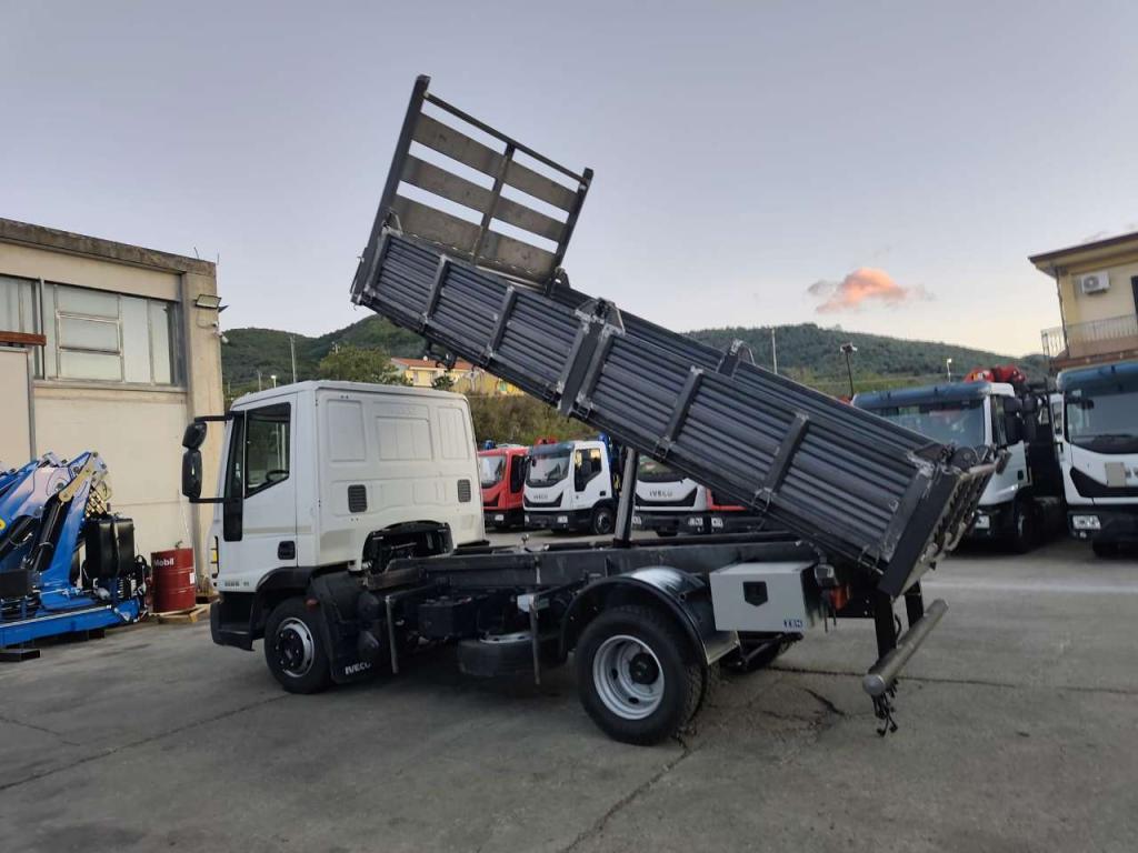 Iveco EUROCARGO 100E18 Foto 21
