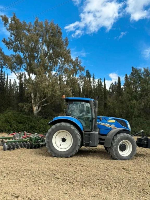 New Holland T 7.225 Foto 1