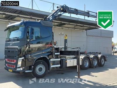 Volvo FH 460 8X4 NL-Truck ATLAS 206,3E-A4 Crane Kran + 30tons Hyva containersystem VEB+ Euro 6 vendida por BAS World B.V.