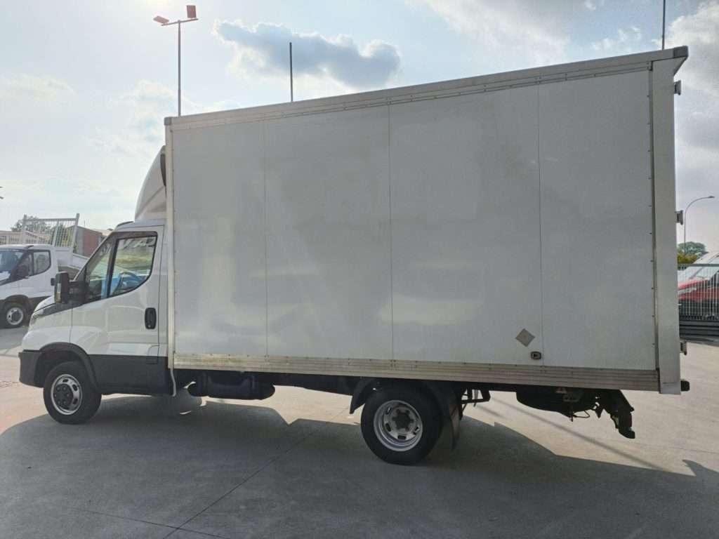 Iveco Daily Foto 4