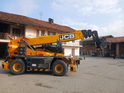 JCB 555 210 vendida por Arnus Srl