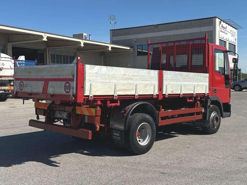 Iveco Eurocargo 100E18 4X2 Foto 22