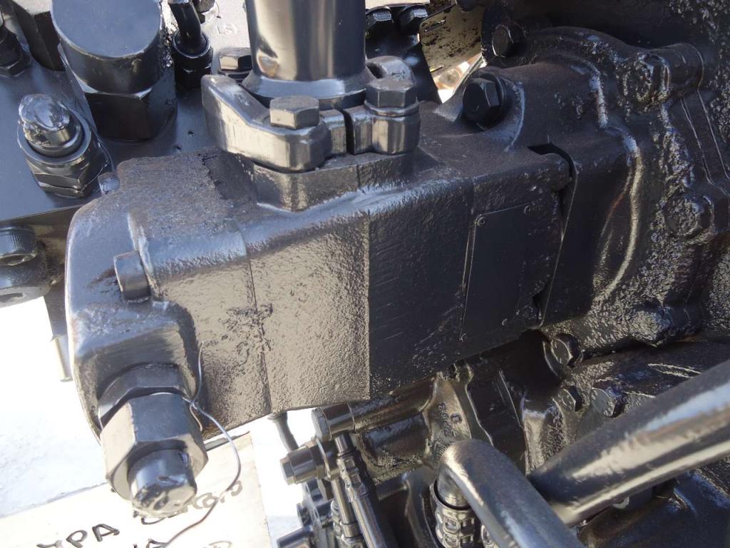 Bomba hidráulica de transmisión para New Holland W270 Foto 1