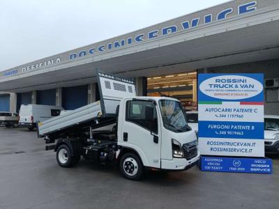 Isuzu M27  GENERATION 2 3000 cc CASSONE RIBALTABILE vendida por Rossini Truck & Van Srl