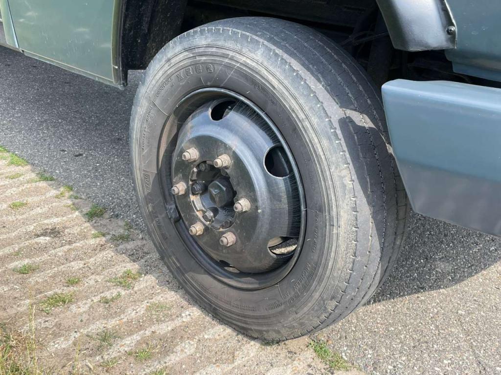 Mercedes-Benz 4x2 809D Foto 16