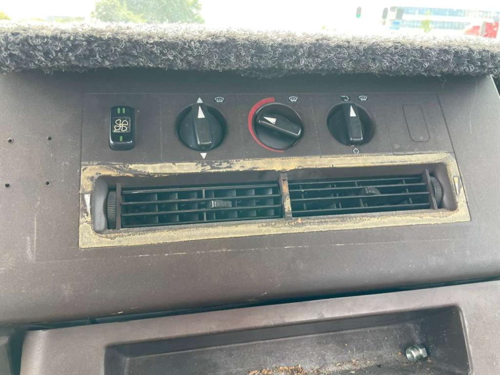 Mercedes-Benz 4x2 809D Foto 22