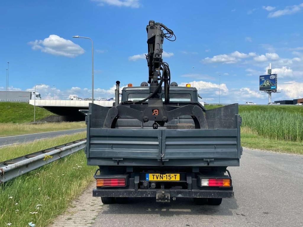 Mercedes-Benz 4x2 809D Foto 8