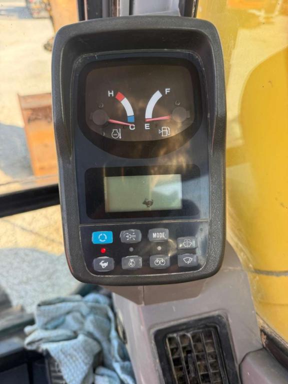 New Holland E215 Foto 18