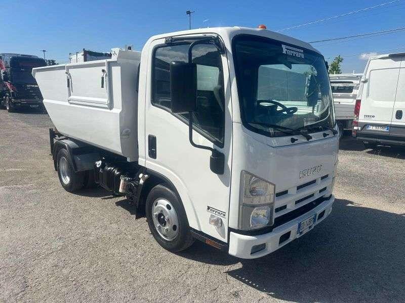 Isuzu Elf Foto 2