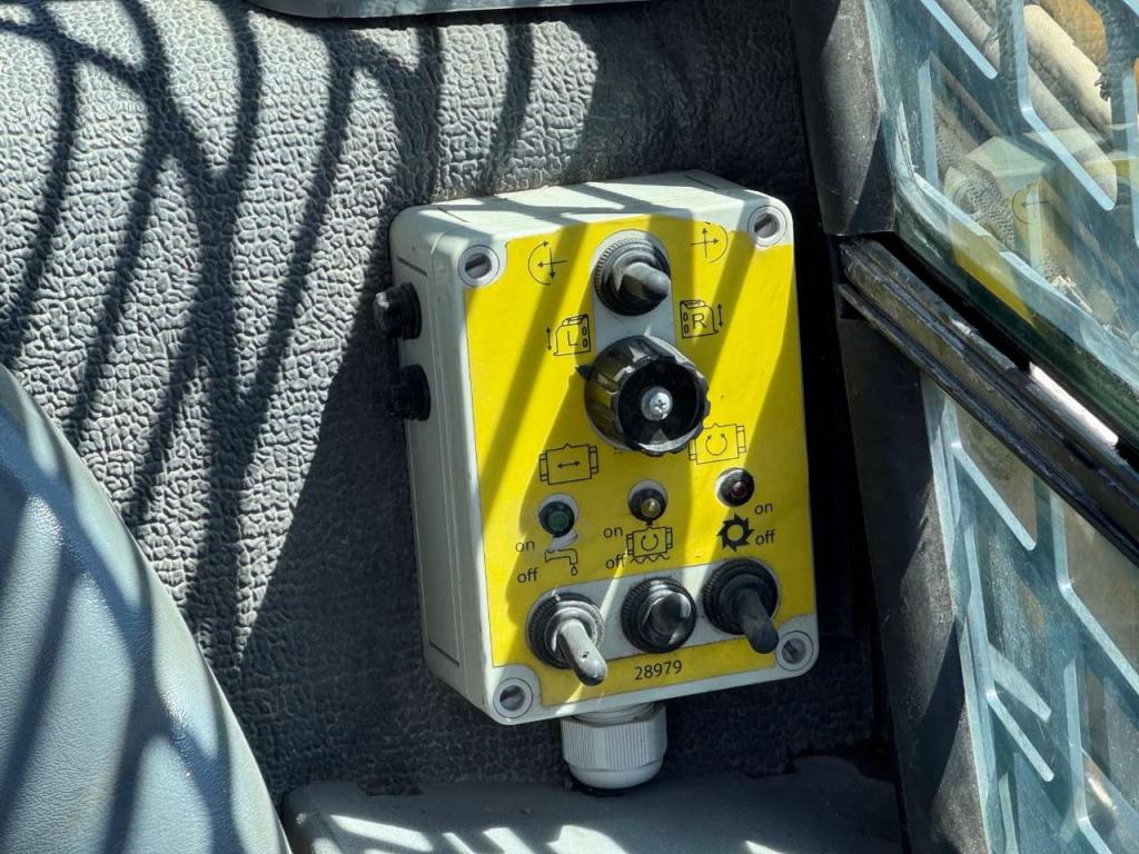 Gehl R260 Foto 9