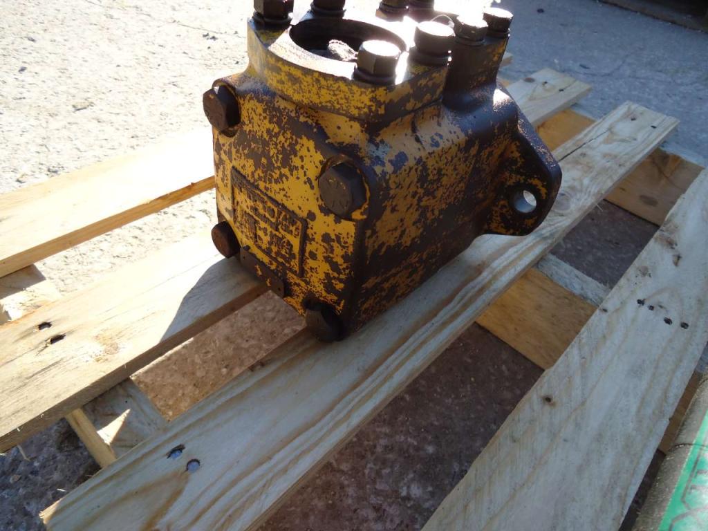 Bomba hidráulica para Caterpillar 955L Foto 3