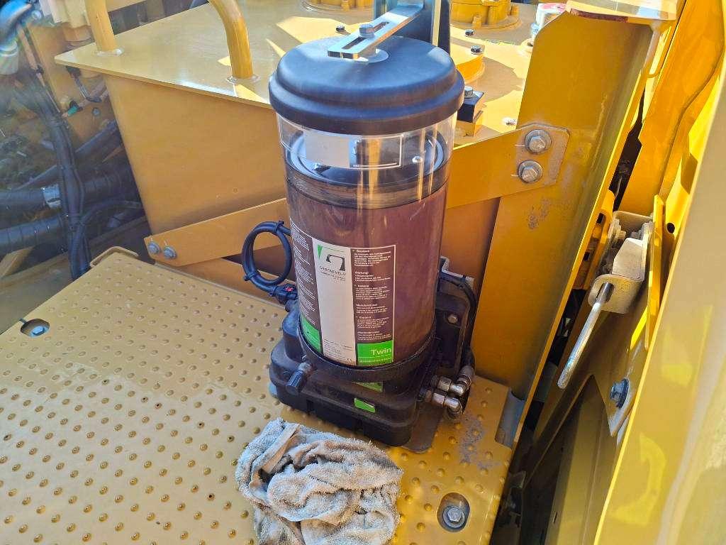 Caterpillar 395 Foto 16