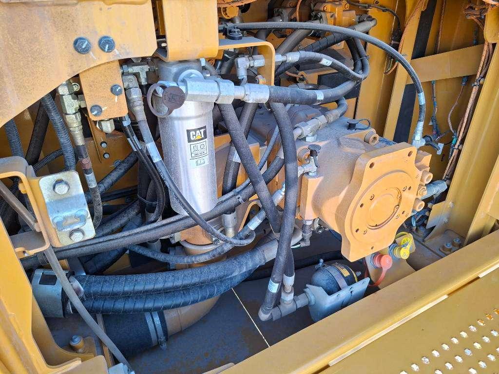 Caterpillar 395 Foto 17