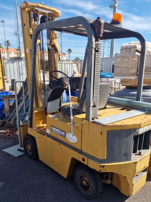 Caterpillar V35D Foto 1