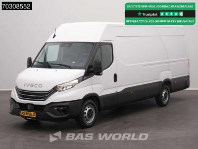Iveco Daily 35S18 3.0L Automaat 180PK L3H2 ACC Airco Camera Parkeersensoren CarPlay Stoelverwarming 3,5t vendida por BAS World B.V.