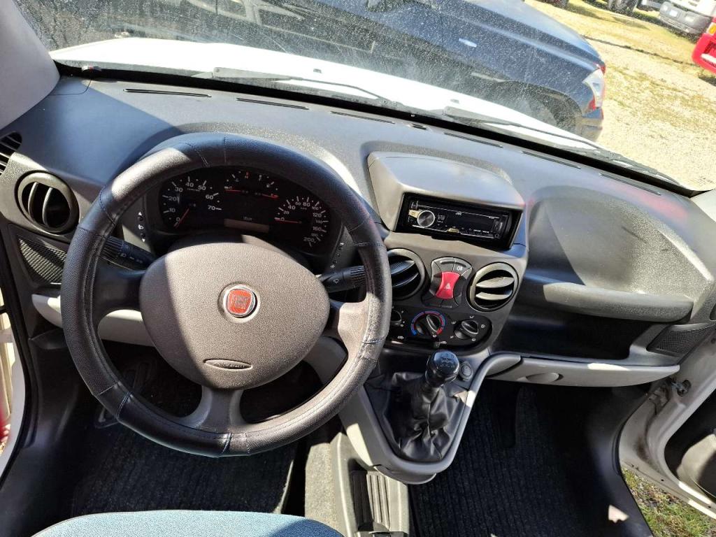 Fiat Doblo Foto 9