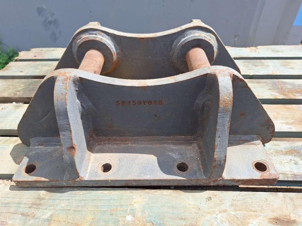 UNI45 for 5-12 ton excavators Attachment plate Foto 5