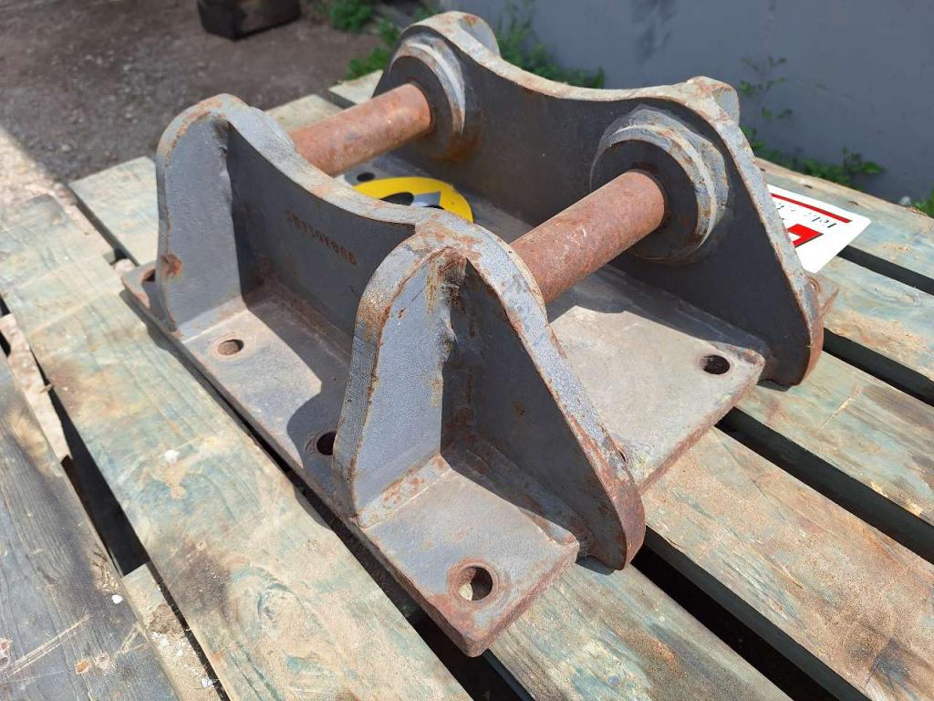 UNI45 for 5-12 ton excavators Attachment plate Foto 6