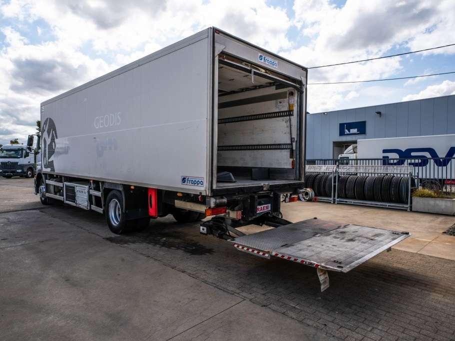 Mercedes-Benz AXOR 1829-MP3+ CARRIER Foto 10