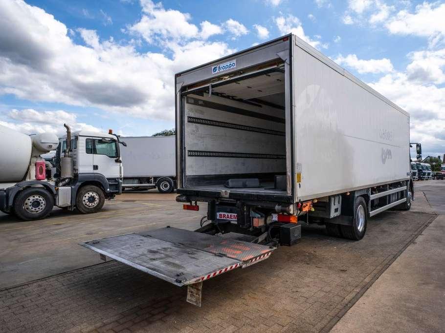 Mercedes-Benz AXOR 1829-MP3+ CARRIER Foto 6
