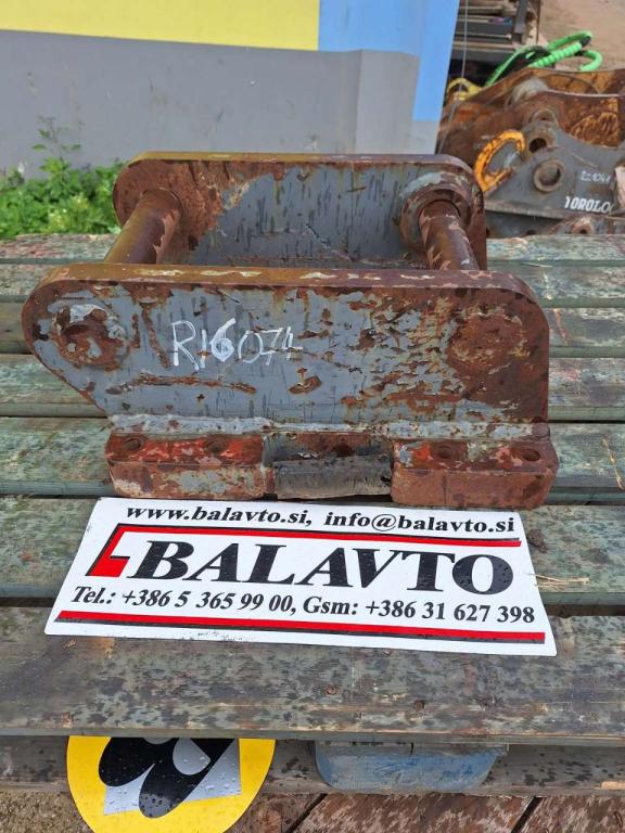 for 5-12 ton excavators Attachment plate Foto 1