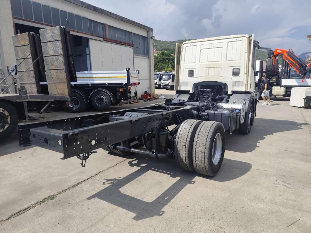 Iveco EUROCARGO 150E22P Foto 29