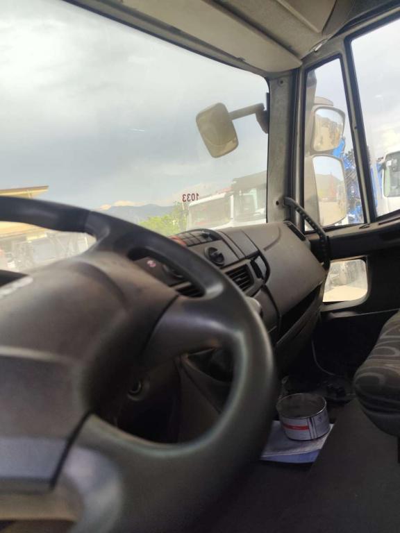 Iveco EUROCARGO 150E22P Foto 4