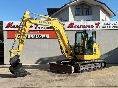 Komatsu PC80MR-5E vendida por Massucco T. Srl