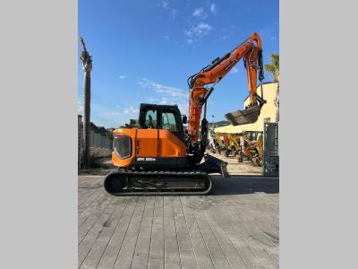 Develon DX85R-7 Foto 1