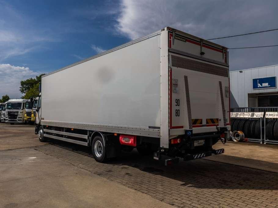 Renault D12.240+HAYON ANTEO 1.7T. Foto 3