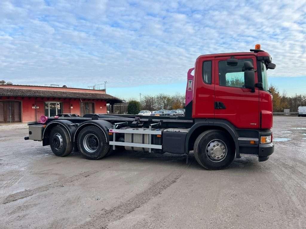 Scania G440 SCARRABILE 6X2 Foto 8