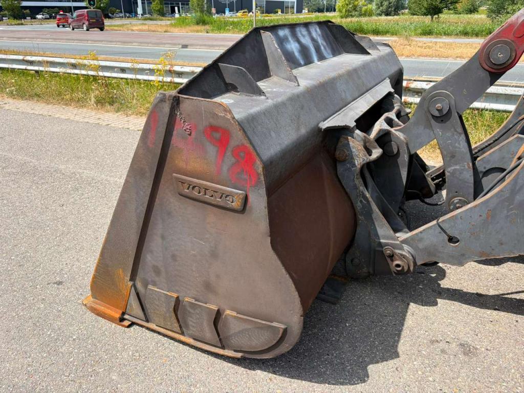 Volvo L90H Foto 10