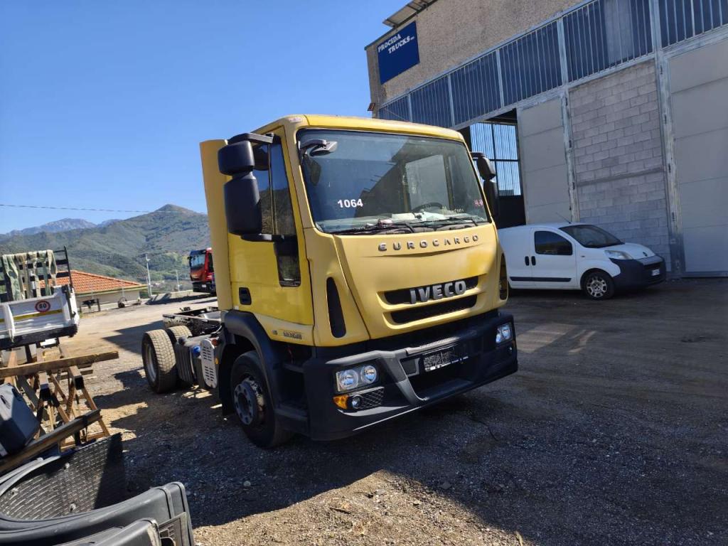 Iveco EUROCARGO CUBE 120E28P Foto 10