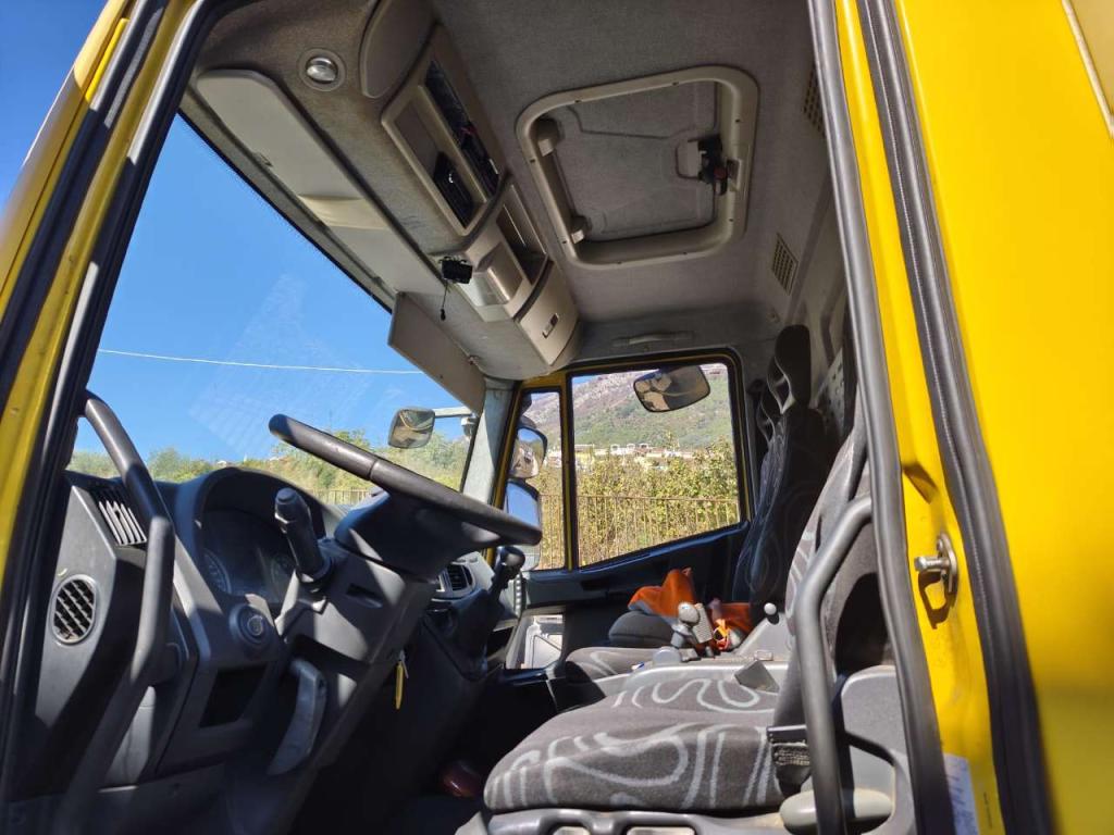 Iveco EUROCARGO CUBE 120E28P Foto 5