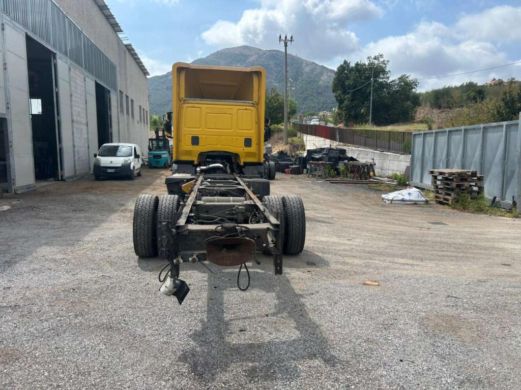 Iveco EUROCARGO CUBE 120E28P Foto 11