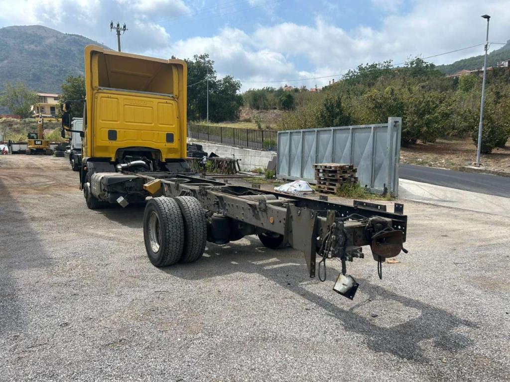 Iveco EUROCARGO CUBE 120E28P Foto 20
