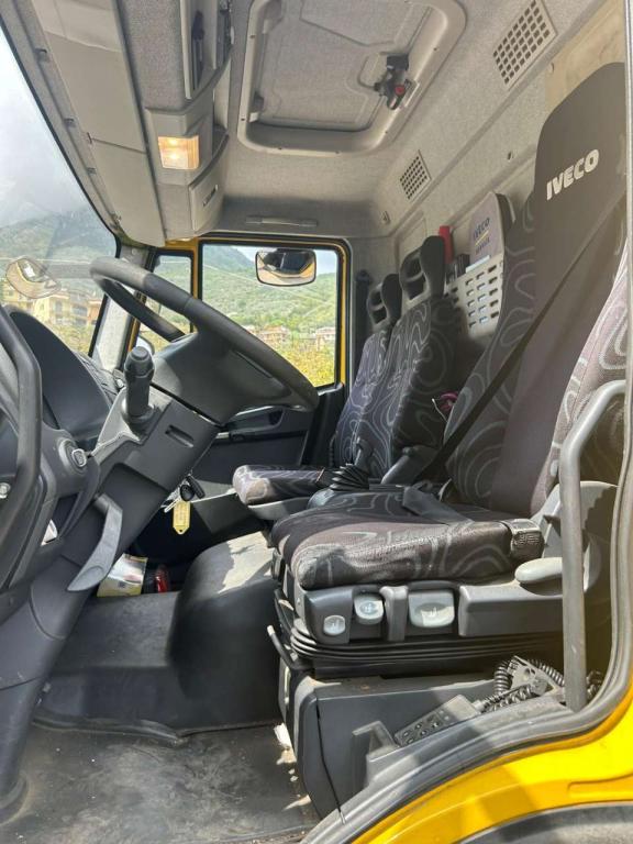 Iveco EUROCARGO CUBE 120E28P Foto 29