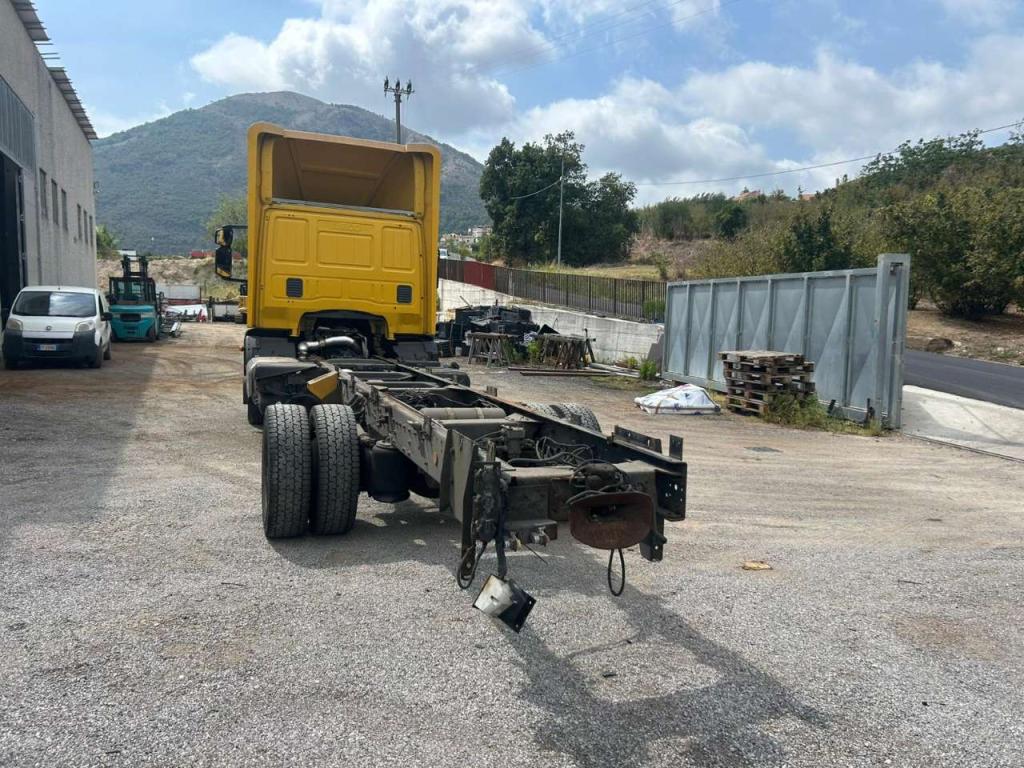 Iveco EUROCARGO CUBE 120E28P Foto 4