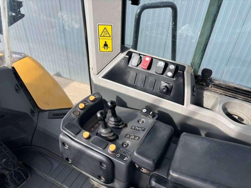 Caterpillar 966M Foto 22