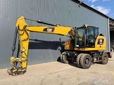 Caterpillar M315F - With OilQuick vendida por Smitma B.V.