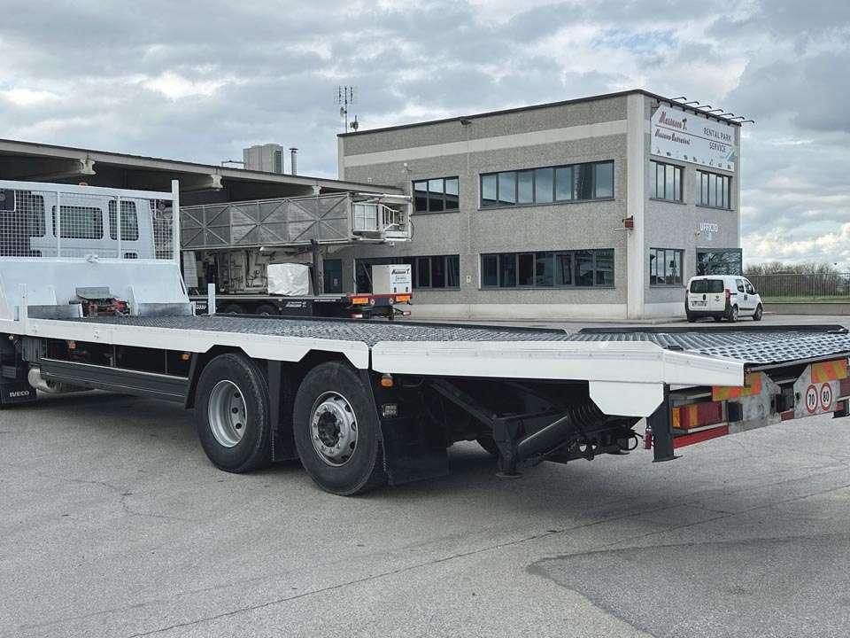 Iveco STRALIS 310 6x2 Foto 3