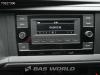 Volkswagen Transporter 110pk L2H1 Navi Airco Euro6 L2 A/C Foto 16 thumbnail