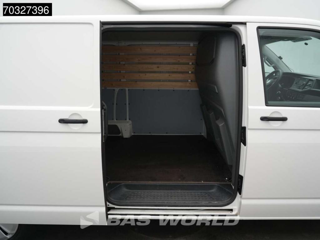 Volkswagen Transporter 110pk L2H1 Navi Airco Euro6 L2 A/C Foto 11