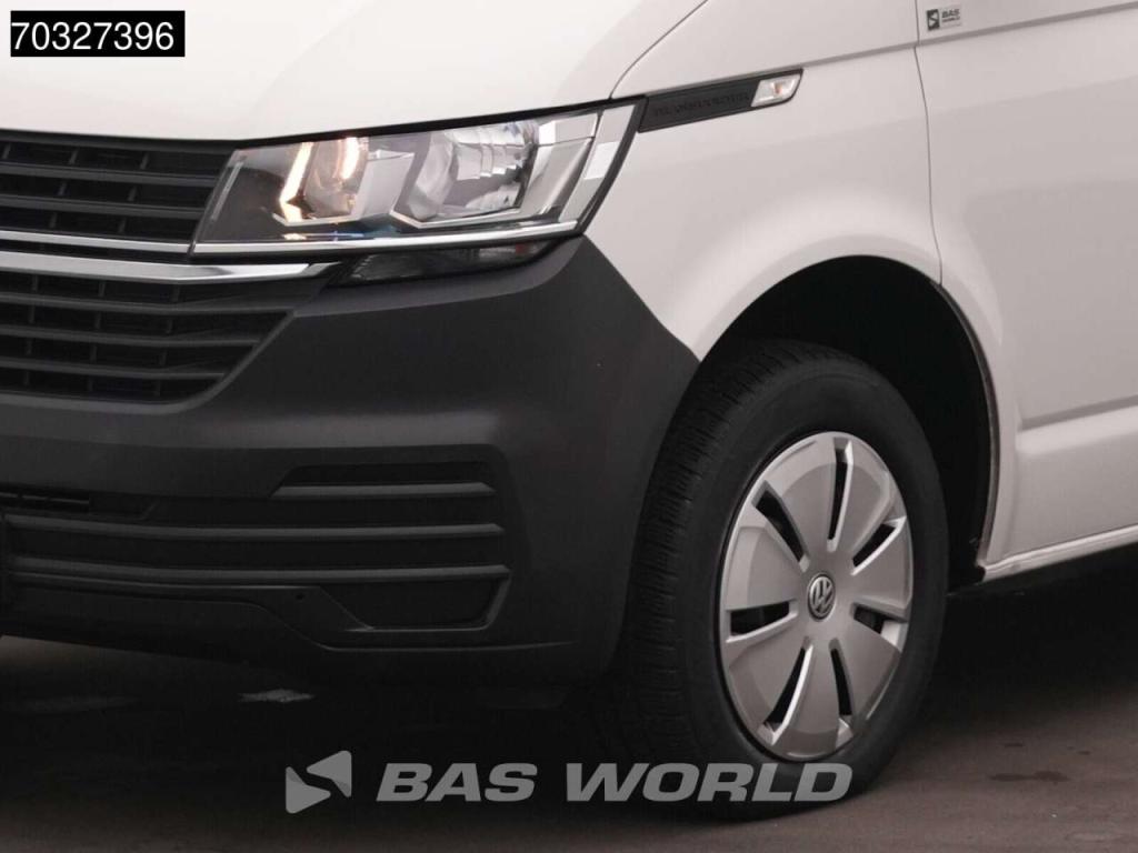Volkswagen Transporter 110pk L2H1 Navi Airco Euro6 L2 A/C Foto 24