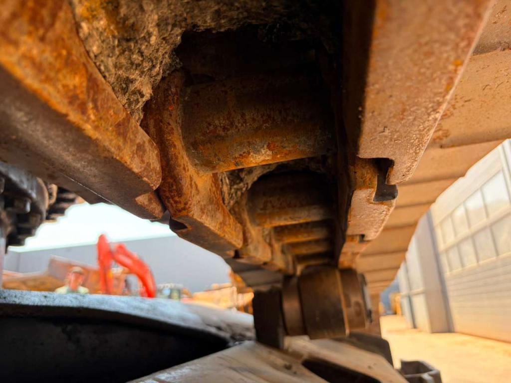 Hitachi ZX350LCN-3 Foto 17